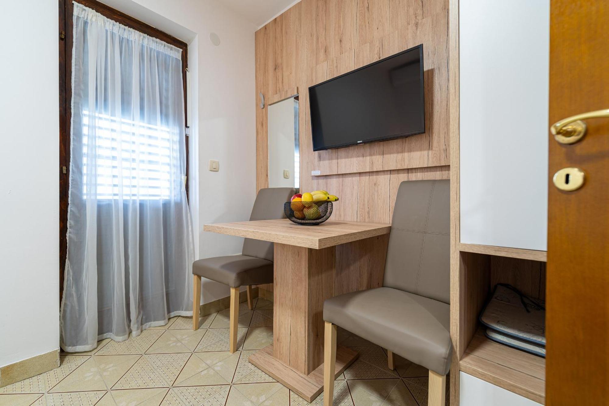 Marea 2 Apartment Budva